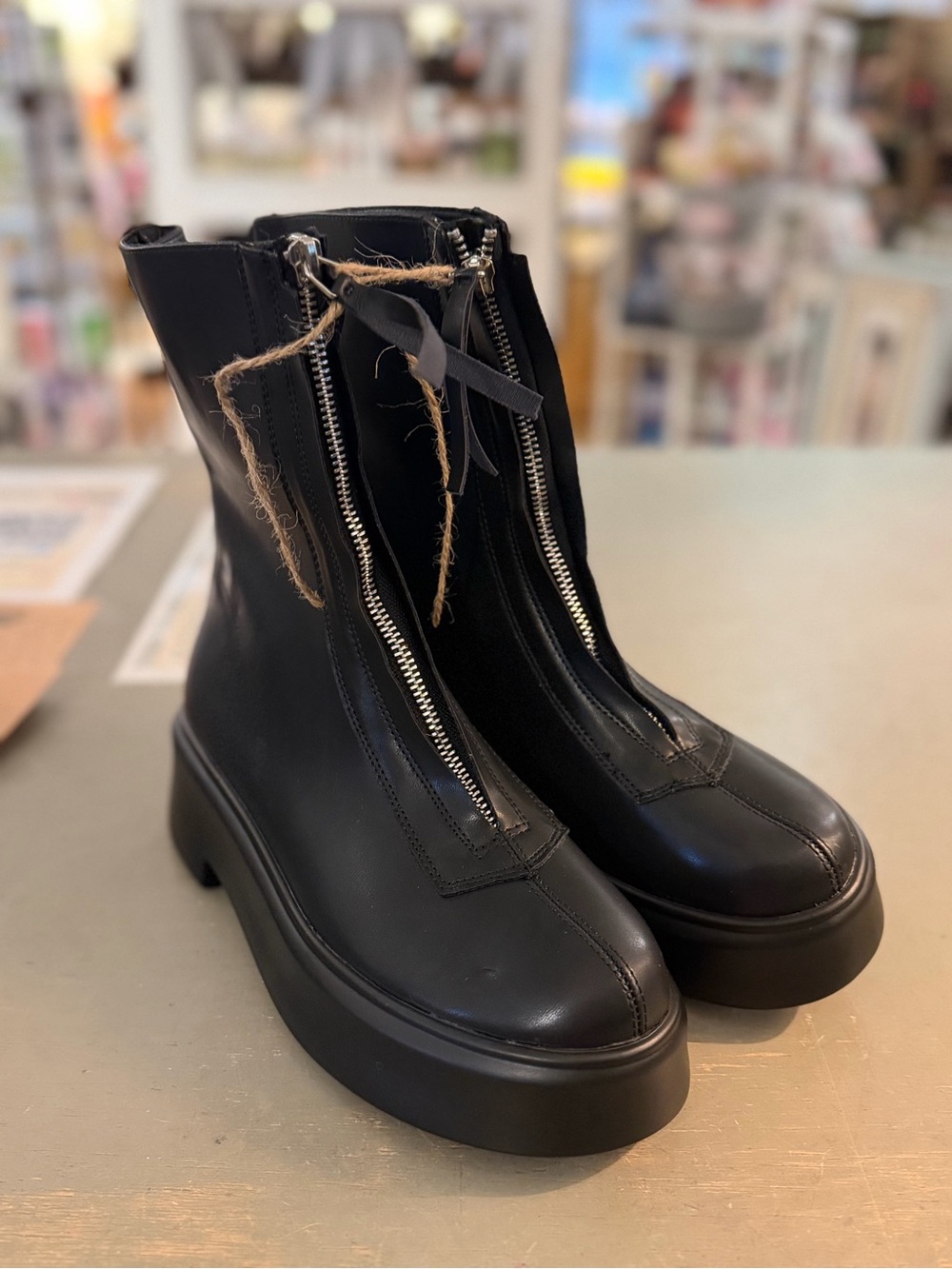 Black Front-Zip Platform Women's Boots
